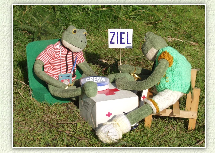 Gl&uuml;cklich angekommen,doch die Fu&szlig;sohlen schmerzen noch etwas.Der Sanit&auml;ter hat vorgesorgt."Mit dieser Creme sind die Schmerzen morgen weg", muntert er Kurti auf. "Dann steht den n&auml;chsten Trainingsrunden nichts mehr im Weg",  ist Kurti motiviert f&uuml;r die Weltmeisterschaften im August 2010.