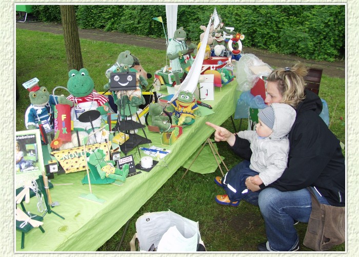 Der Fahrer hei&szlig;t Mondi und die kleinen Fr&ouml;sche feiern heute auch ihren Ehrentag.