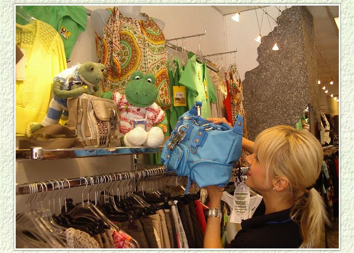 NO.EL in der Steinstra&szlig;e